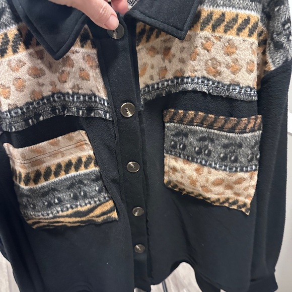 La Meil button up cozy top NWT’s womans size medium - Picture 5 of 6